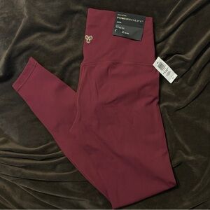 High-Rise Cheeky Leggings: Golden Powersculpt TNA ARITZIA